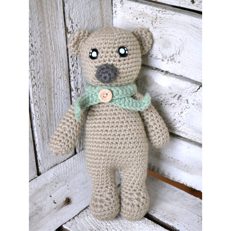 Kleiner gehäkelter Dekobär