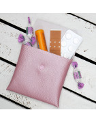 Täschchen aus veganem Textilleder in Metallic-Optik