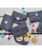 Chiptäschchen aus veganem Filz als Schlüsselanhänger. Minitäschchen für Einkaufschips, kleines Geldtäschchen.