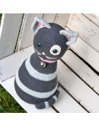 Große Häkelfigur - Katze Lucy